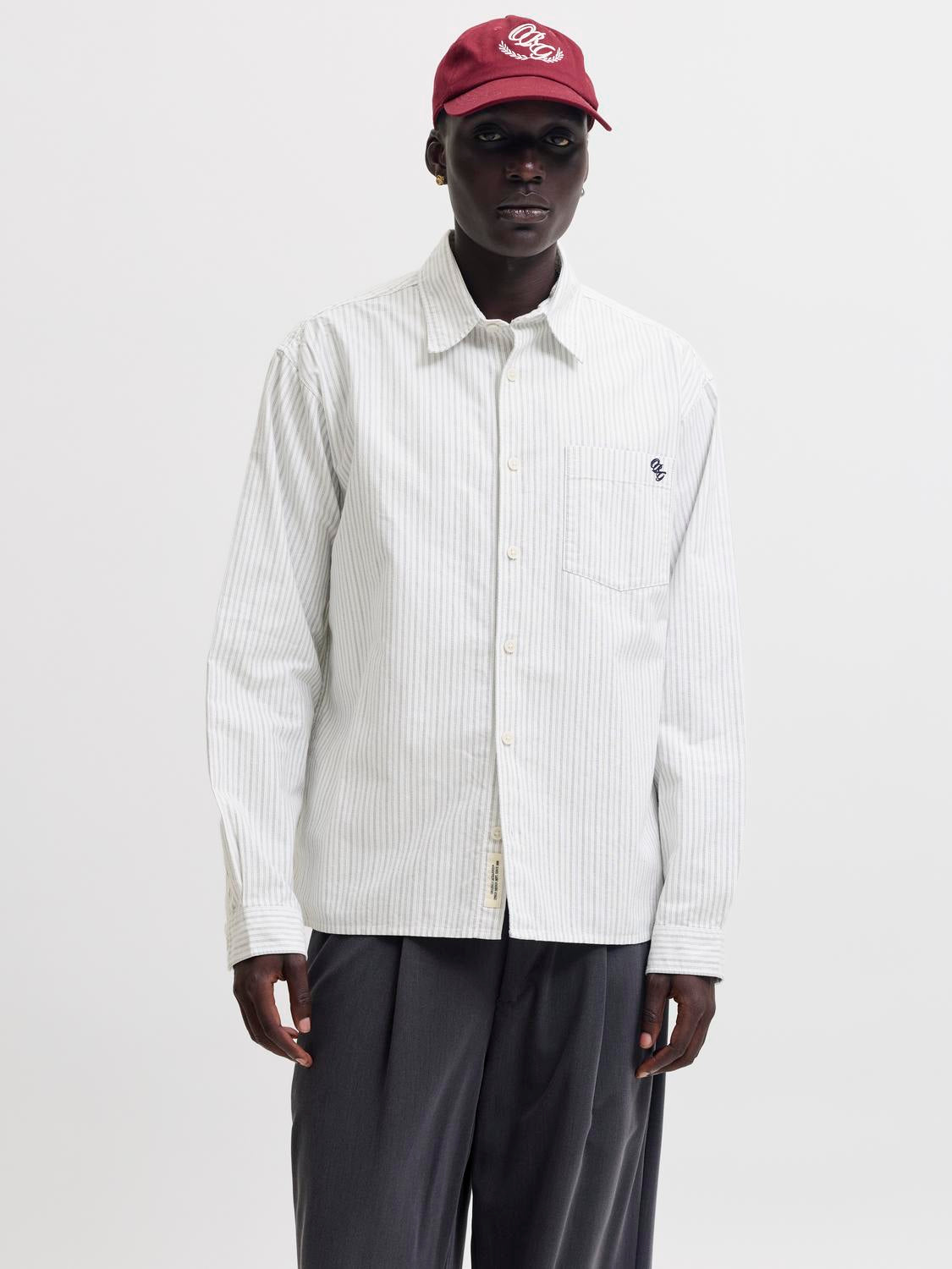 model_shot-front